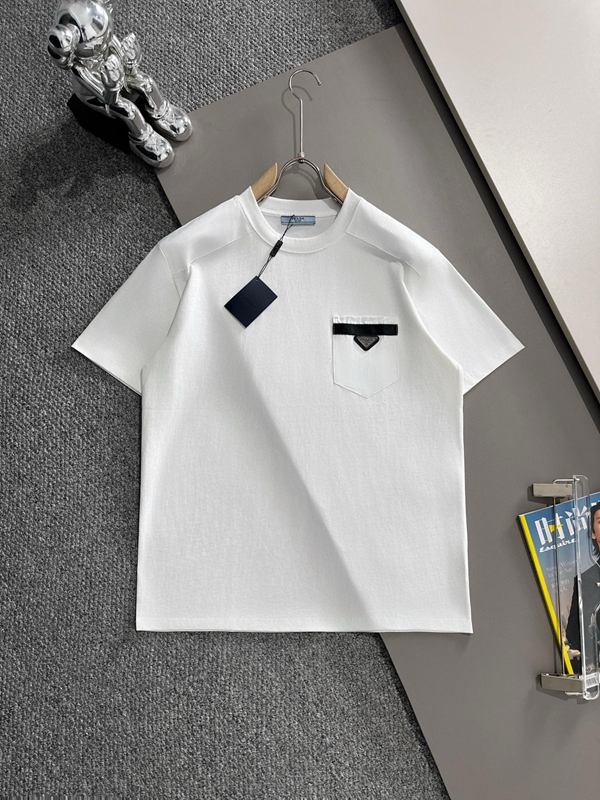 ブランドTシャツ正面デザイン